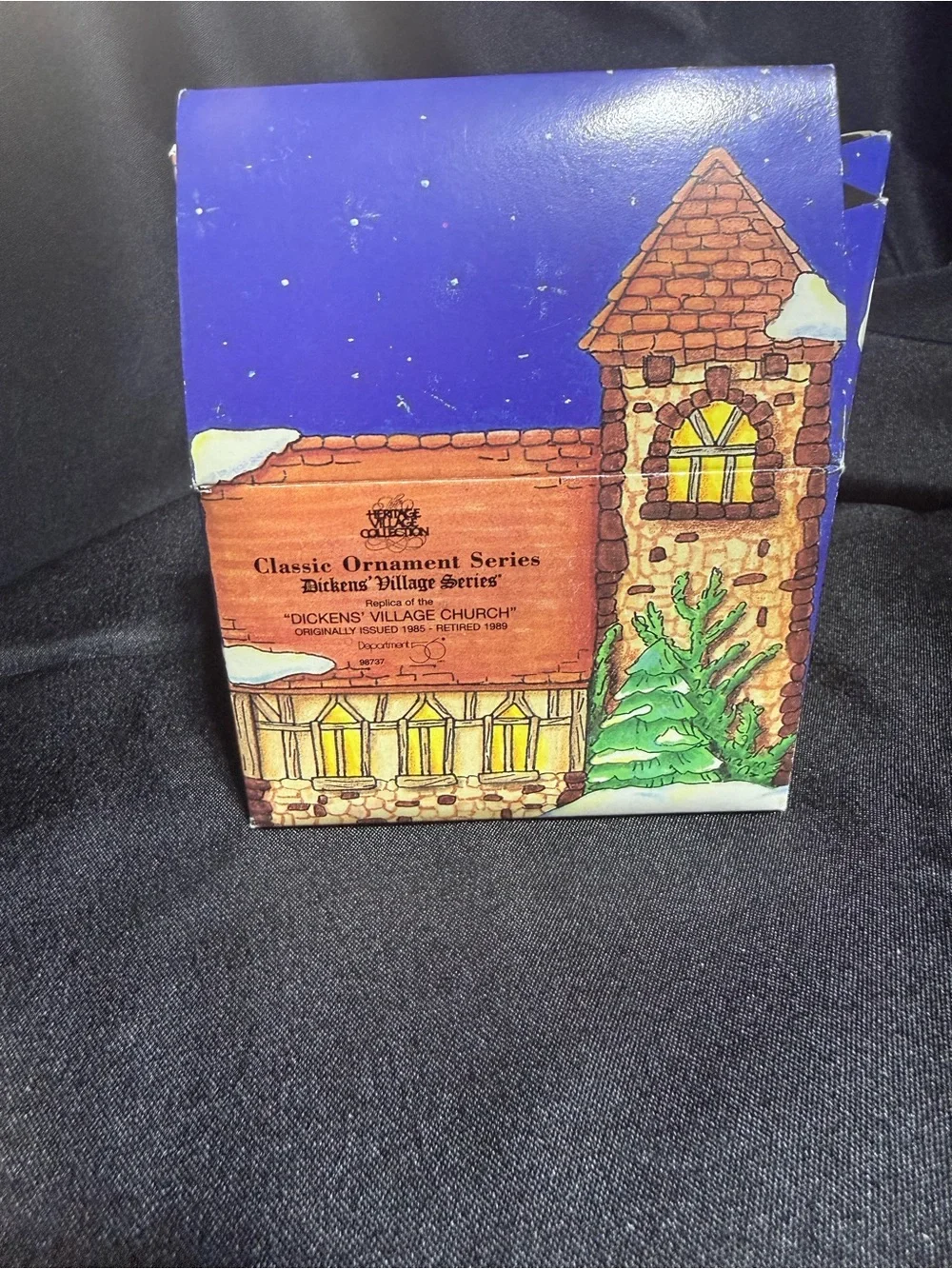 Department 56 decorative village